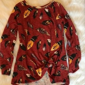 B E Stage knotted Top